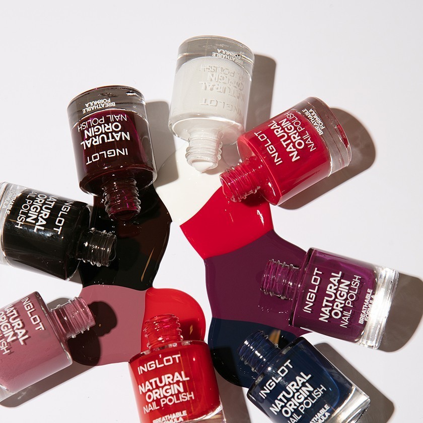 Manicure in harmony with the trends and nature? We've got it!