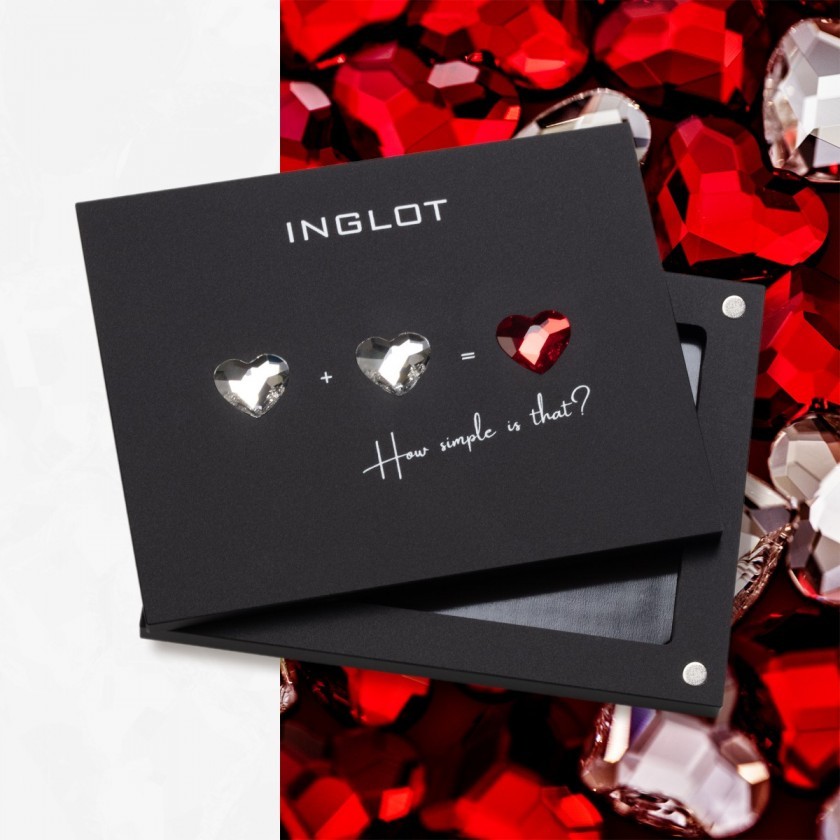 THE BRAND NEW PALETTE DECORATED WITH CRYSTALS FROM SWAROVSKI® - UNIQUE VALENTINE’S DAY GIFT FOR HER.